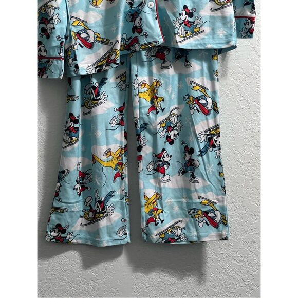 Disney 100 Mickey Mouse & Friends Matching Family 2pc Pajama skiing M Holiday - Picture 3 of 6